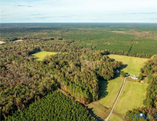 20787 The Trl, Little Plymouth, VA 23091