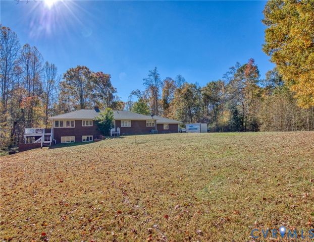 20787 The Trl, Little Plymouth, VA 23091