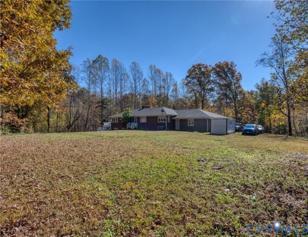 20787 The Trl, Little Plymouth, VA 23091