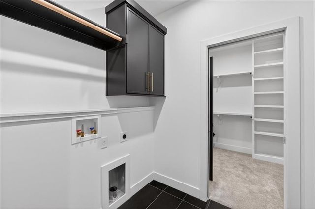 22480 W 89th Terrace, Lenexa, KS 66227
