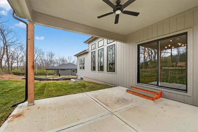 22480 W 89th Terrace, Lenexa, KS 66227