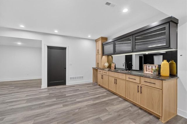 22480 W 89th Terrace, Lenexa, KS 66227