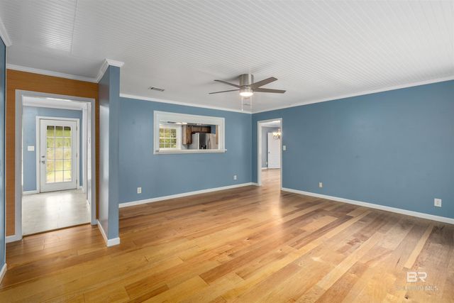 18433 E Illinois Street, Robertsdale, AL 36567