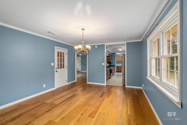 18433 E Illinois Street, Robertsdale, AL 36567