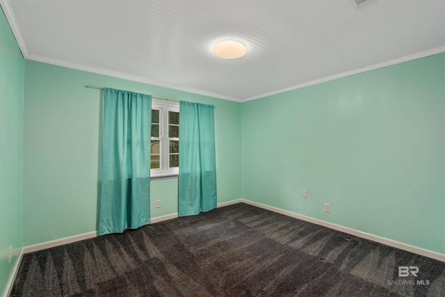 18433 E Illinois Street, Robertsdale, AL 36567