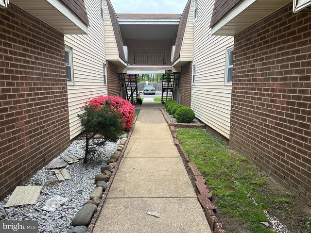 13-2 FLORENCE TOLLGATE, Florence, NJ 08518