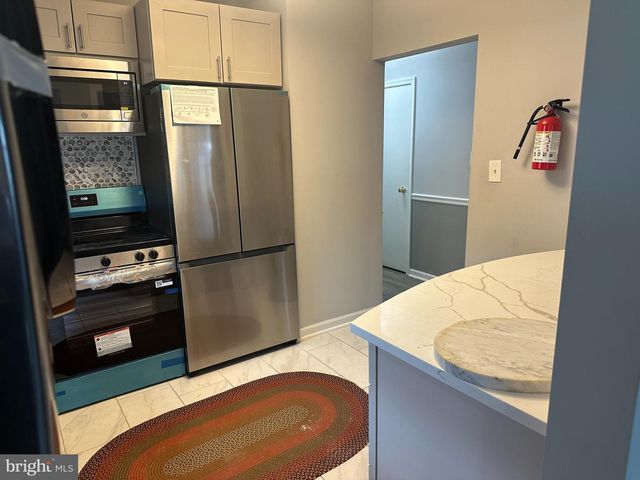 13-2 FLORENCE TOLLGATE, Florence, NJ 08518