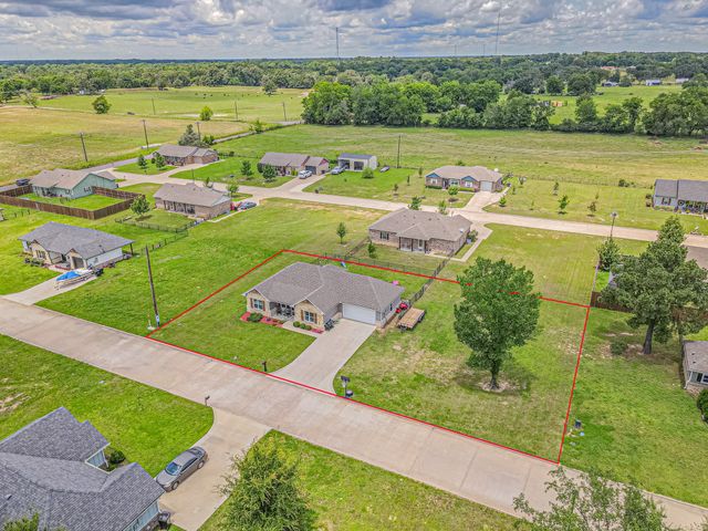 177 Mill Street, Emory, TX 75440