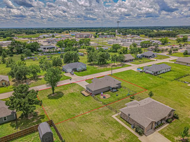 177 Mill Street, Emory, TX 75440