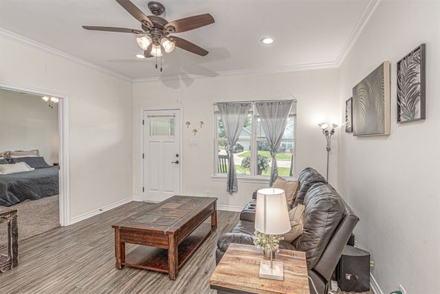 177 Mill Street, Emory, TX 75440