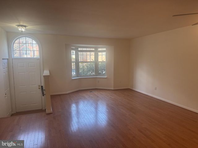 90 ENGLISH RUN CIR, Sparks, MD 21152