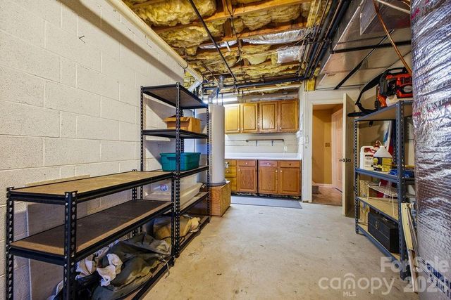 3100 Cove Loop Road, Hendersonville, NC 28739