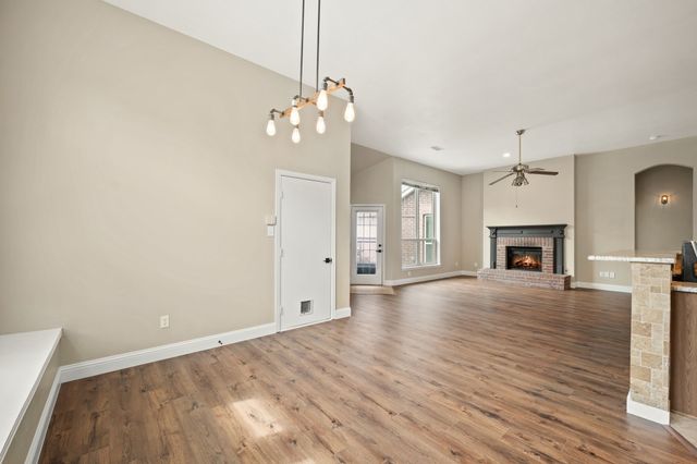 1433 Indian Springs, Carrollton, TX 75007
