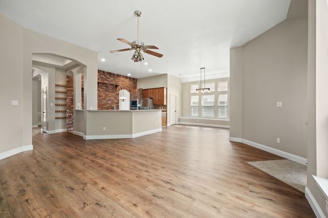 1433 Indian Springs, Carrollton, TX 75007