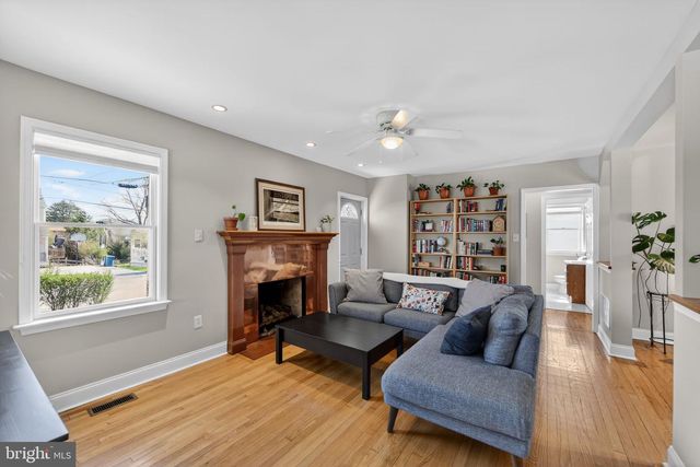 14 N CONCORD RD, West Chester, PA 19380