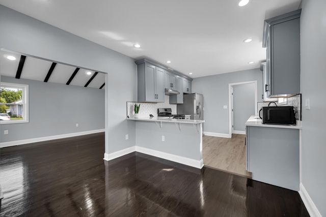 1430 Stanton Avenue, Whiting, IN 46394