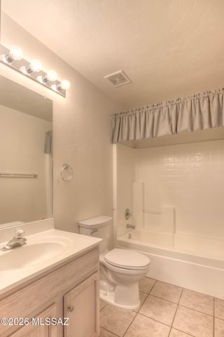 894 N Sugar Maple Place, Tucson, AZ 85710