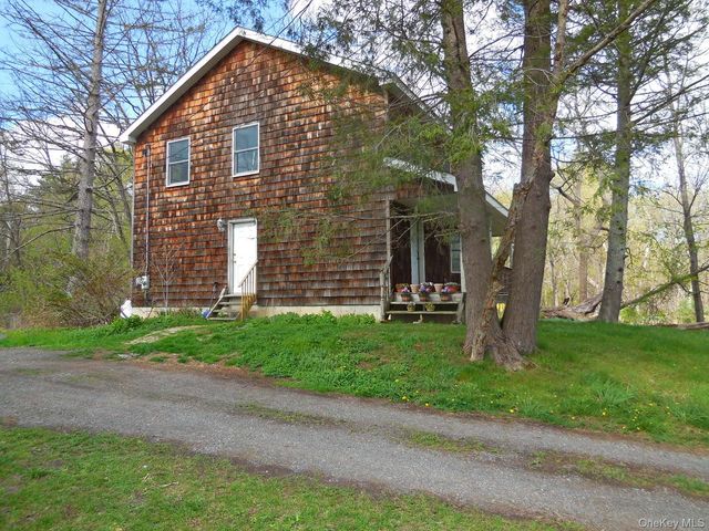 617 Burlingham Road, Bloomingburg, NY 12721