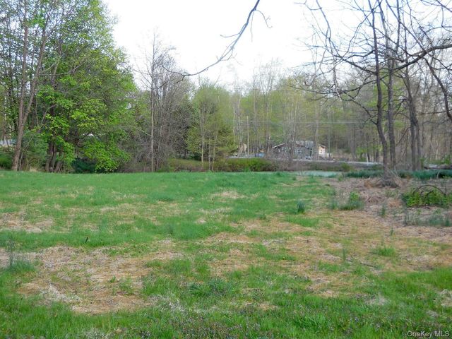 617 Burlingham Road, Bloomingburg, NY 12721
