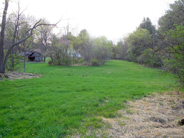 617 Burlingham Road, Bloomingburg, NY 12721