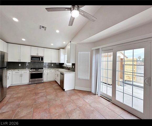 8024 Tulum Court, Las Vegas, NV 89145