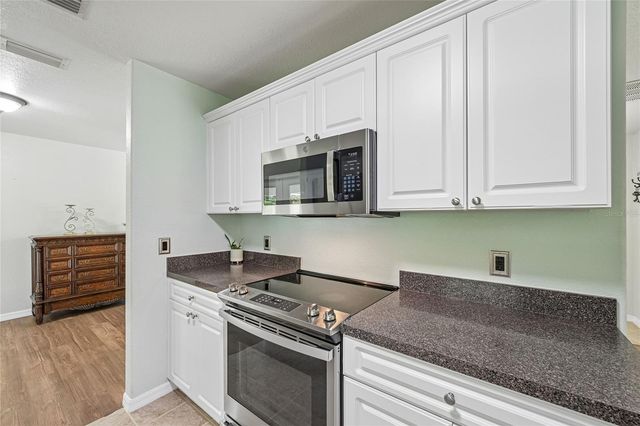 3938 LOVERING AVENUE, North Port, FL 34286