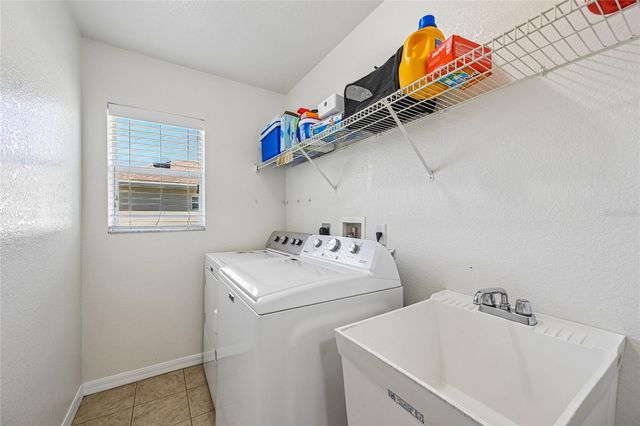 3938 LOVERING AVENUE, North Port, FL 34286