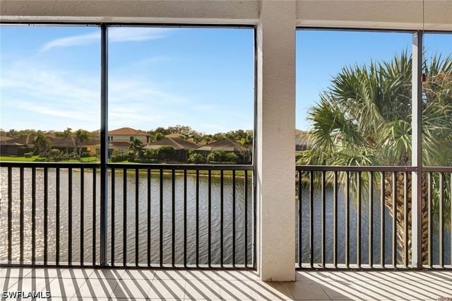 6548 Monterey PT 204, Naples, FL 34105