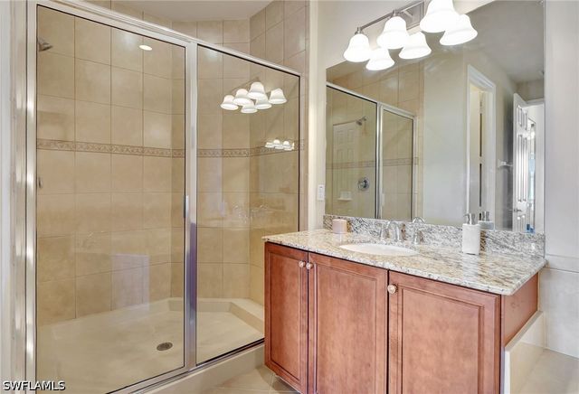 6548 Monterey PT 204, Naples, FL 34105
