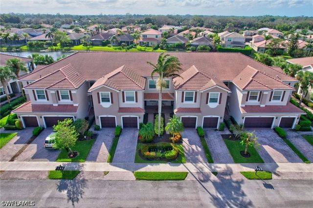 6548 Monterey PT 204, Naples, FL 34105