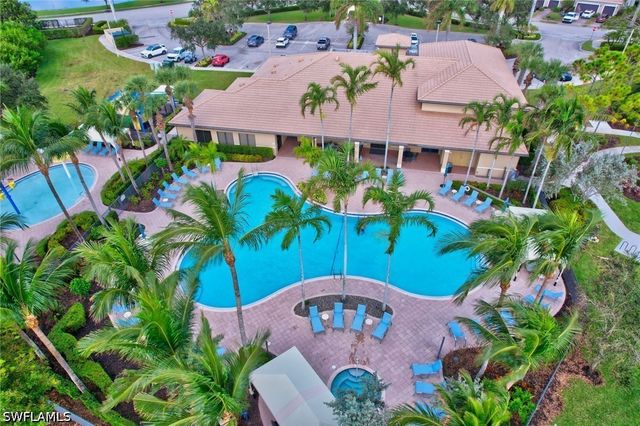6548 Monterey PT 204, Naples, FL 34105