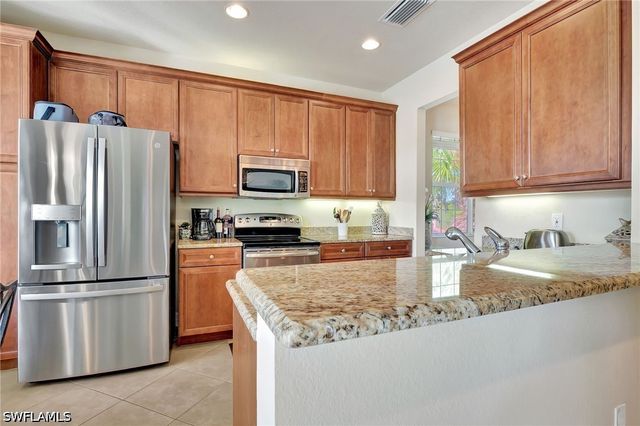 6548 Monterey PT 204, Naples, FL 34105