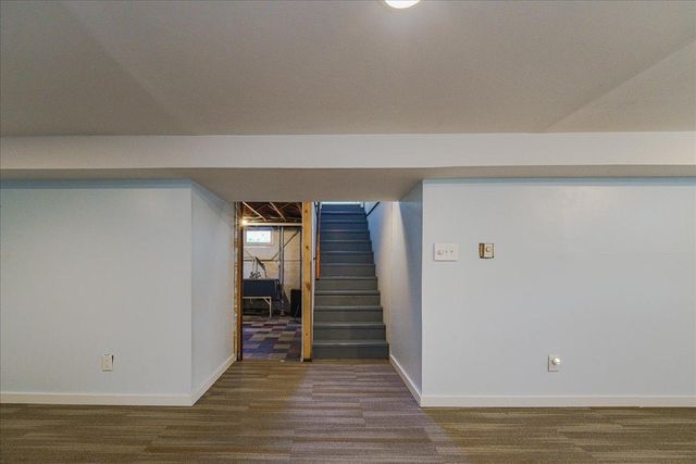 8127 1st Avenue S, Bloomington, MN 55420