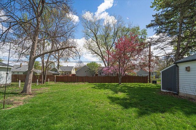 8127 1st Avenue S, Bloomington, MN 55420