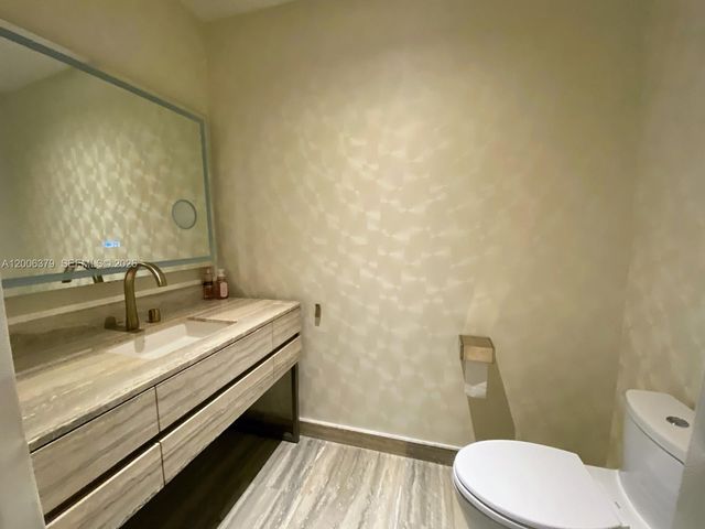 18975 Collins Avenue 304, Sunny Isles Beach, FL 33160