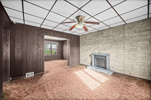 400 Locust St, Masontown, PA 15461