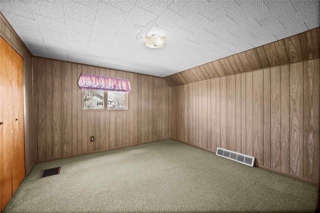 400 Locust St, Masontown, PA 15461