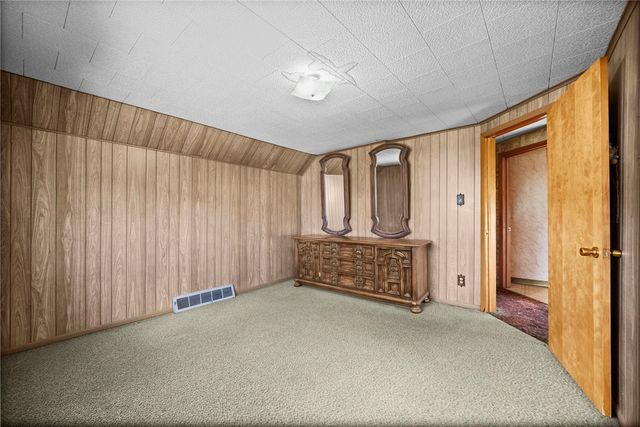 400 Locust St, Masontown, PA 15461