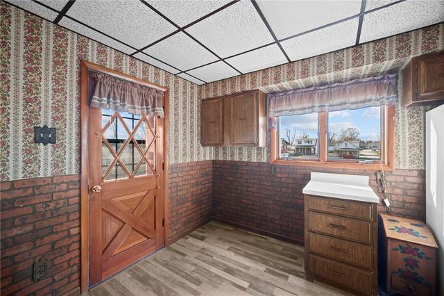 400 Locust St, Masontown, PA 15461