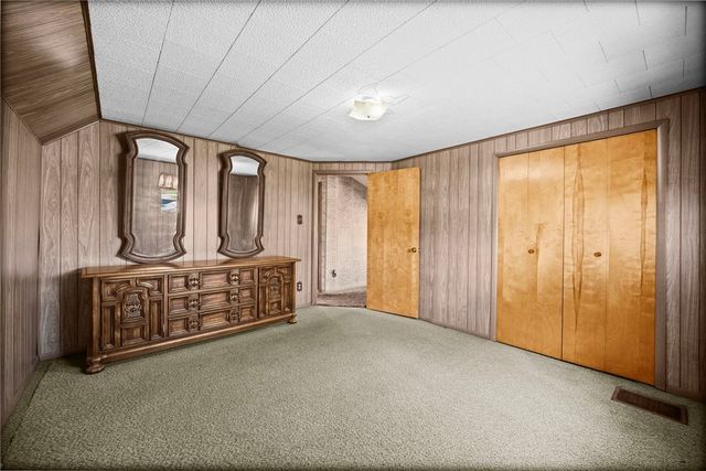 400 Locust St, Masontown, PA 15461