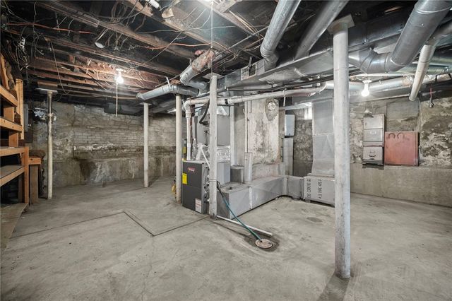 400 Locust St, Masontown, PA 15461