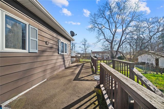 400 Locust St, Masontown, PA 15461