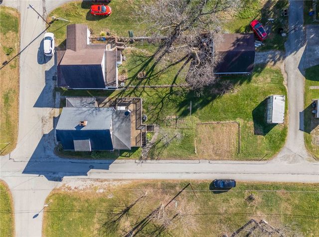 400 Locust St, Masontown, PA 15461