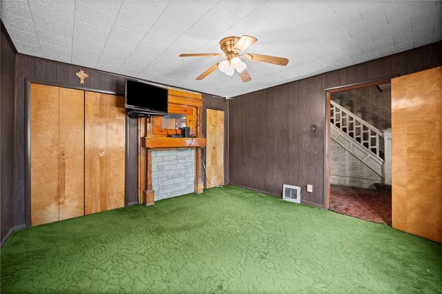 400 Locust St, Masontown, PA 15461