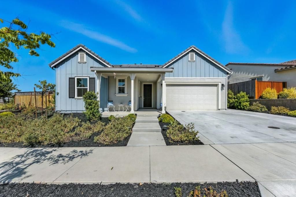 1555 Sawana Way, Gilroy, CA 95020