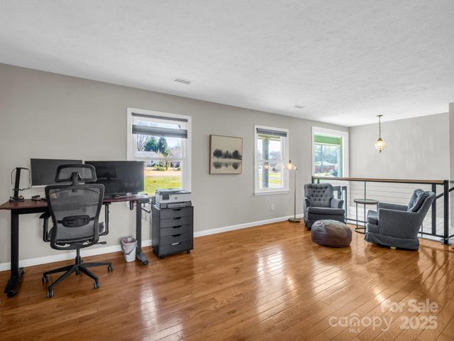 1717 Glenheath Drive, Hendersonville, NC 28791