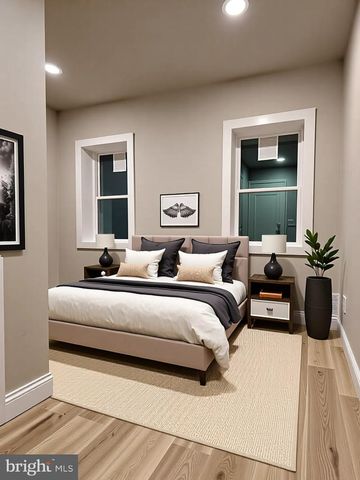 2563 EMERALD ST, Philadelphia, PA 19125