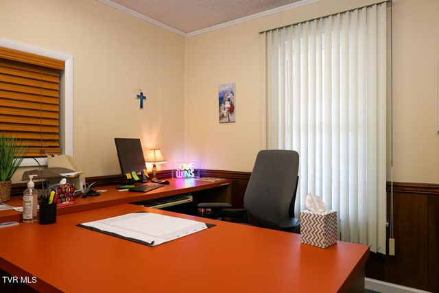 1616 Blountville Boulevard, Blountville, TN 37617