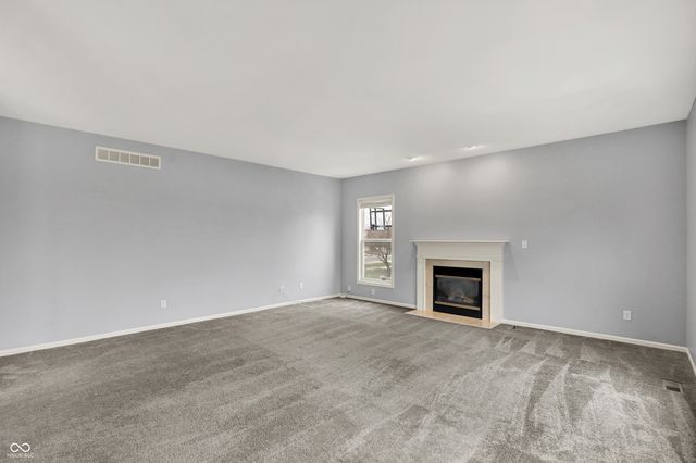 15347 Evanston Close, Noblesville, IN 46062