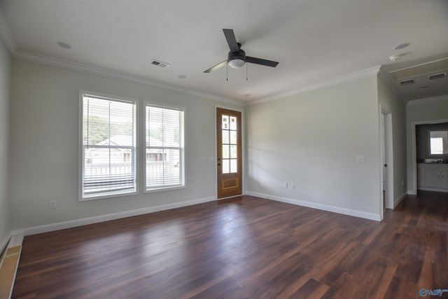 214 Fern Bank Drive, Hazel Green, AL 35750